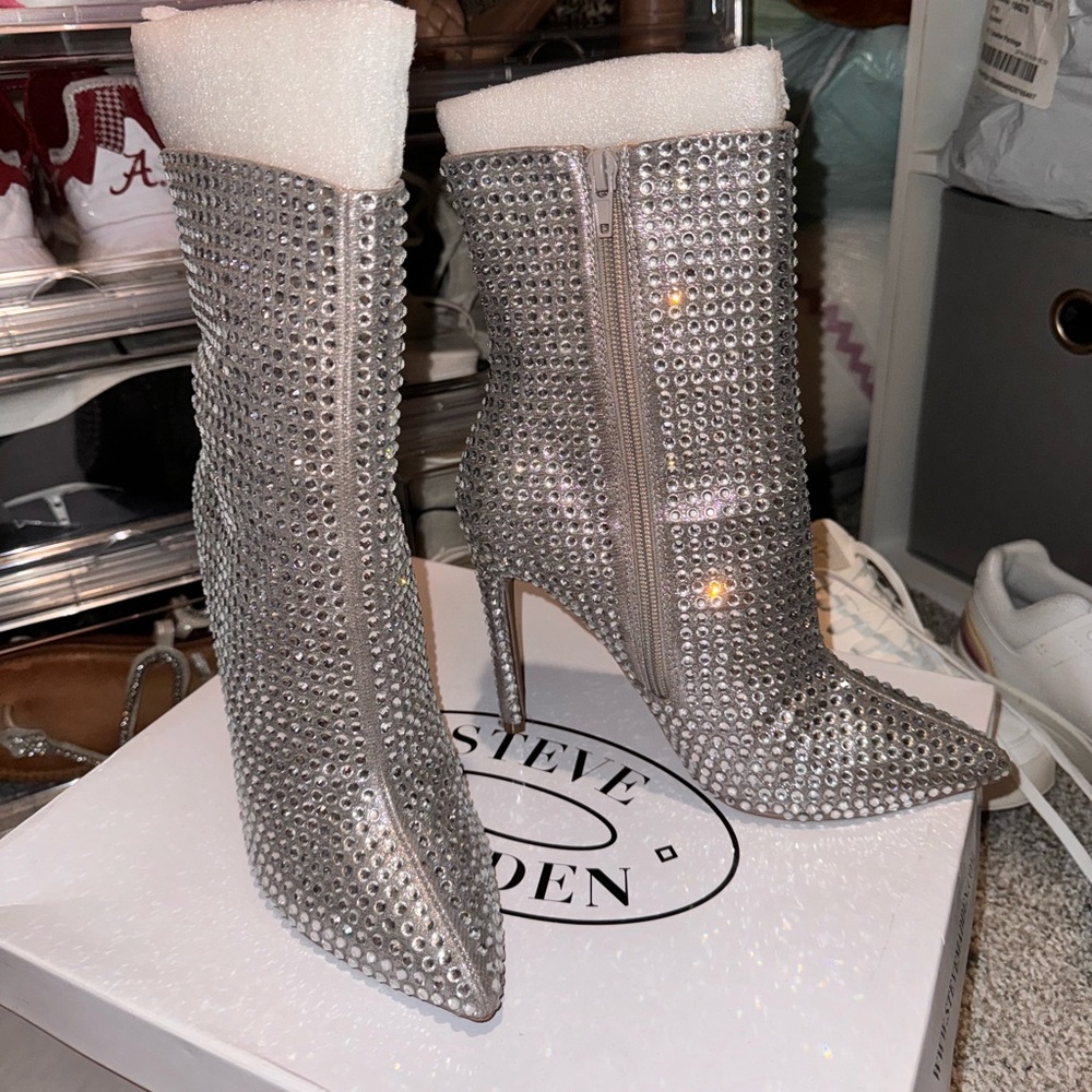 Steve Madden Boots